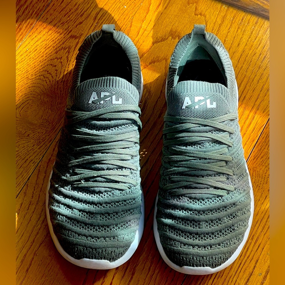 LIKE NEW APL slip on sneakers in olive green size 9.5